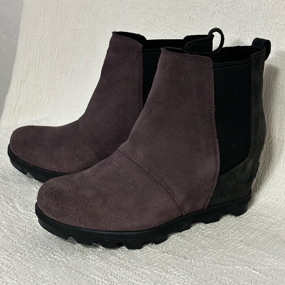 ❄️🌸Sorel Joan of Arctic Wedge II Chelsea boots in Purple Sage suede 🌸❄️